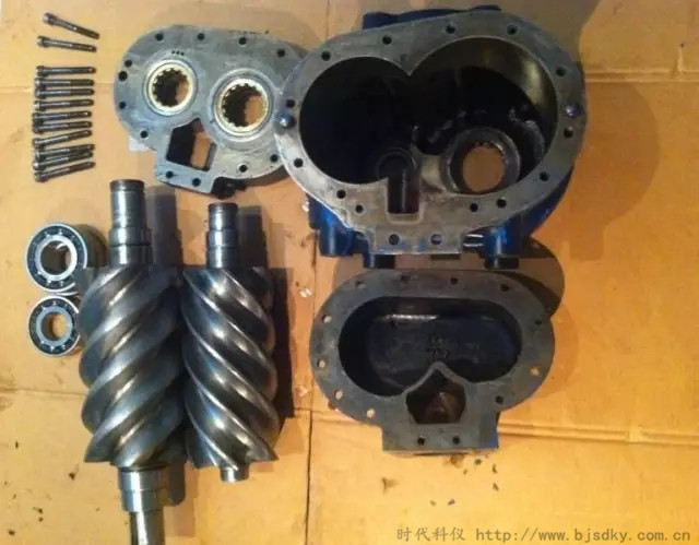 螺桿式空壓機不能平穩運行問題-時代科儀2_副本.jpg 螺桿式空壓機不能平穩運行問題-時代科儀2_副本.jpg